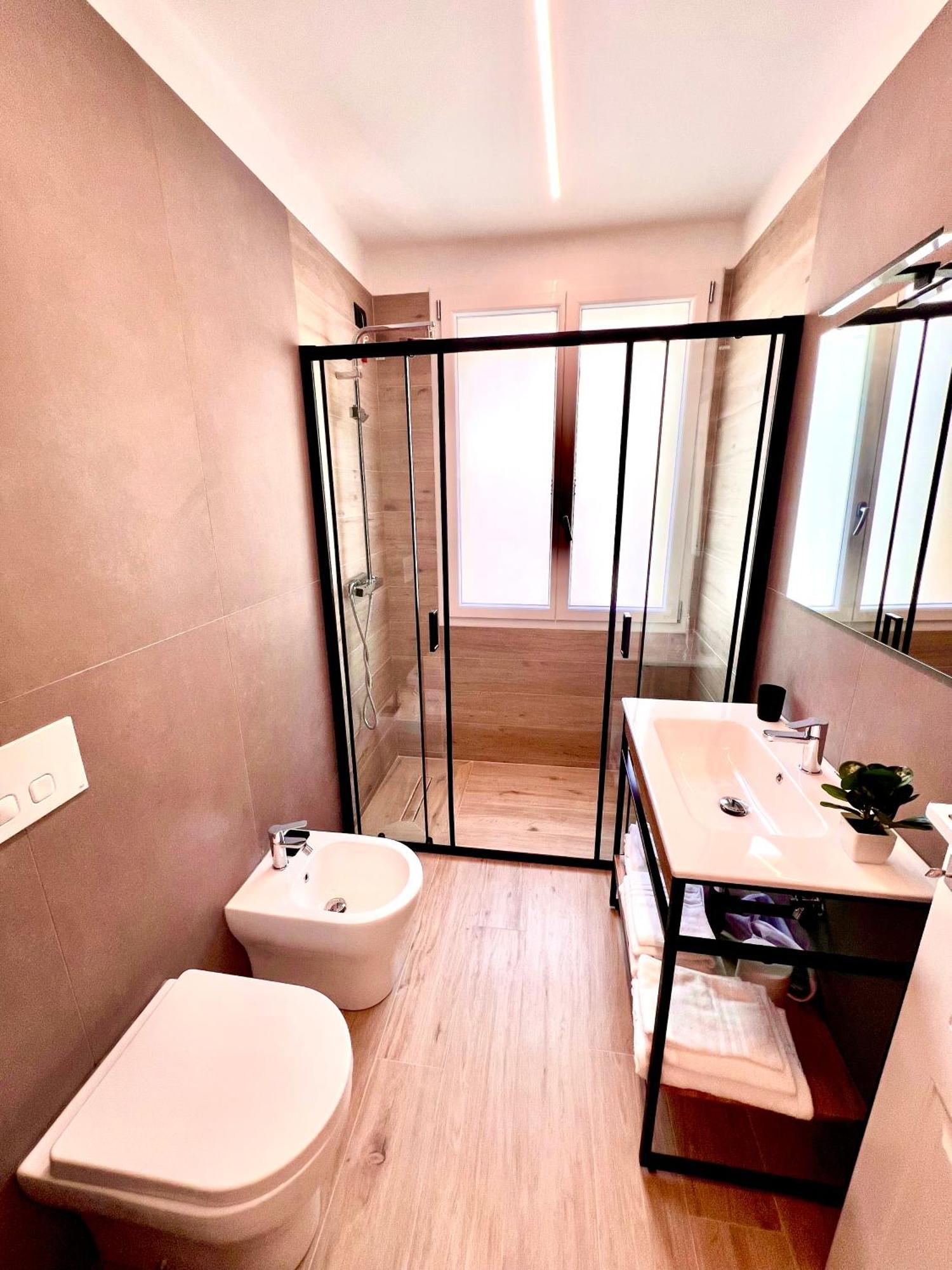 Cinque Terre Hub Suite Art La Spezia Zewnętrze zdjęcie